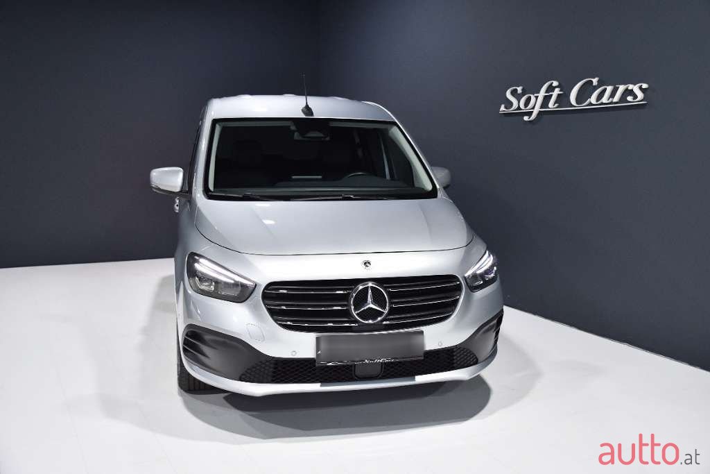 2023' Mercedes-Benz T-Klasse photo #3