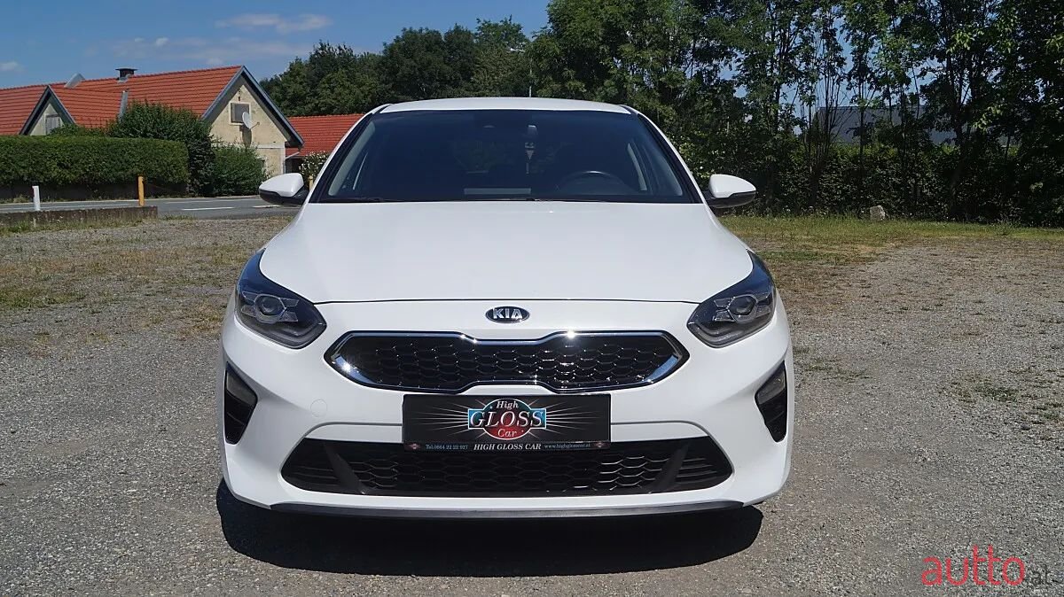 2021' Kia Ceed photo #2
