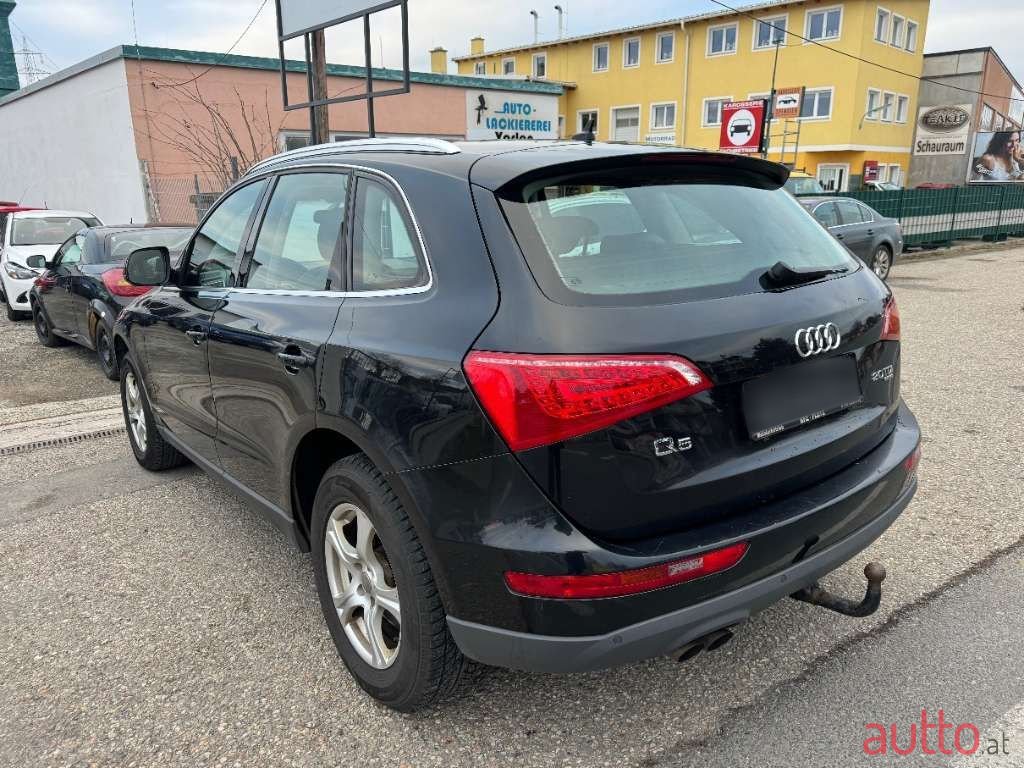 2010' Audi Q5 photo #3