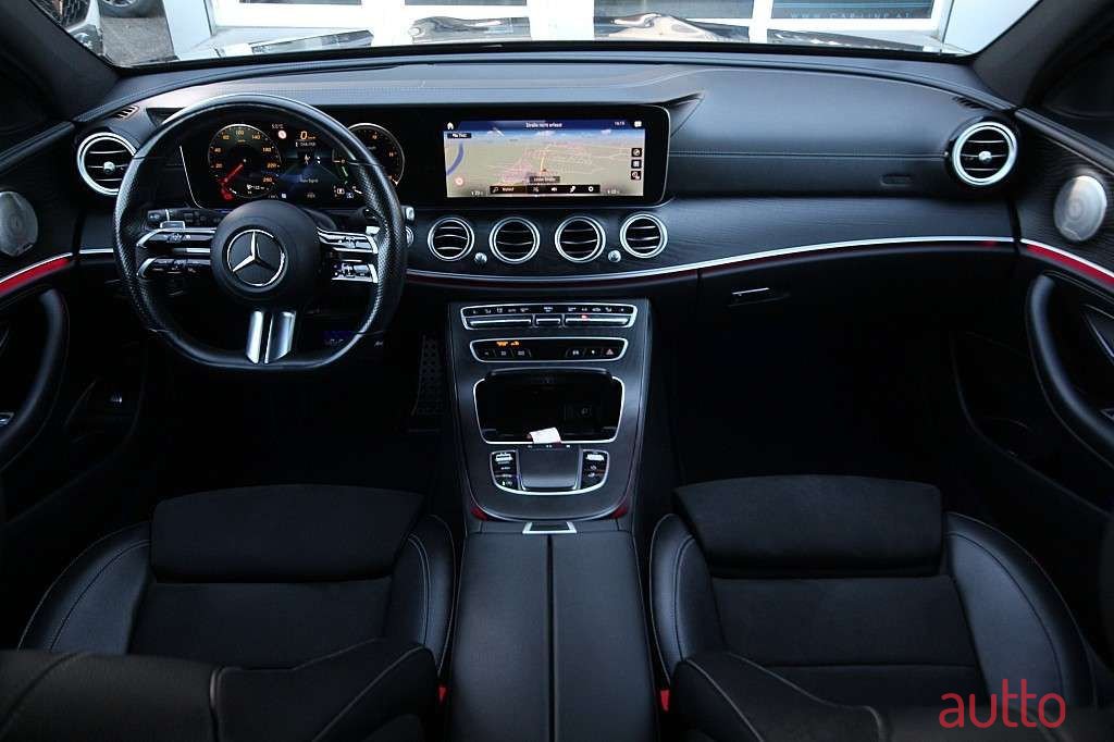 2021' Mercedes-Benz E-Klasse photo #2