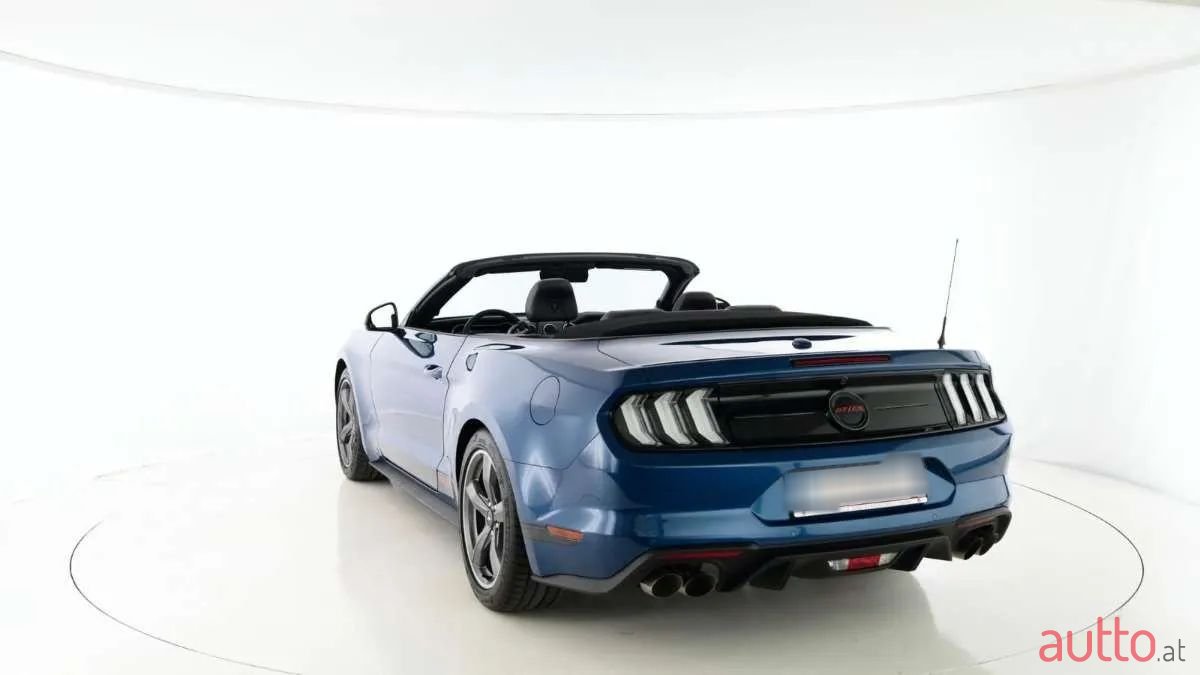 2023' Ford Mustang photo #6