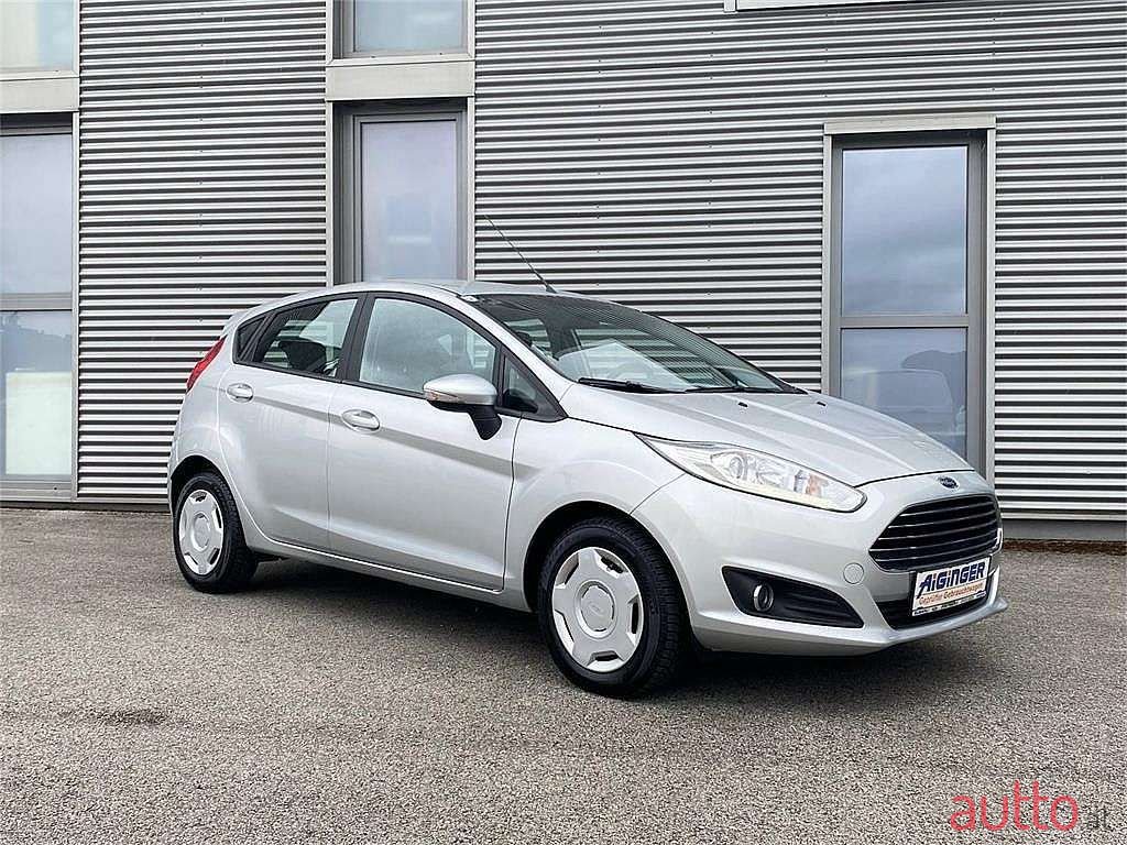 2015' Ford Fiesta photo #1