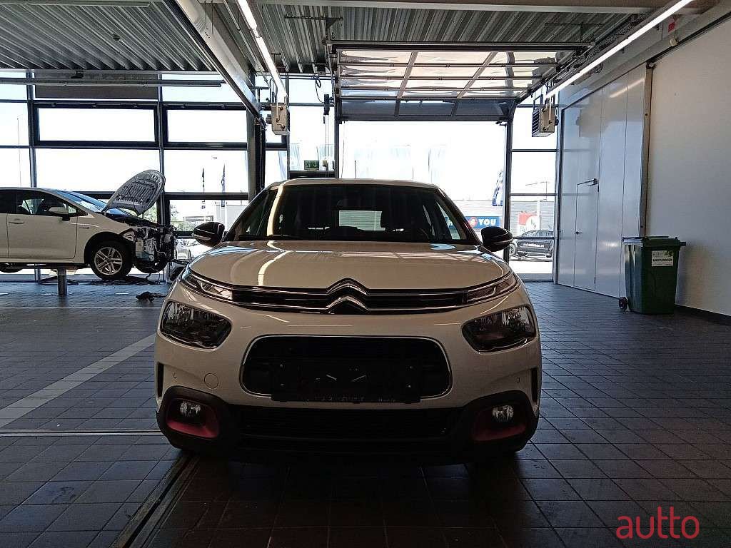 2018' Citroen C4 Cactus photo #2