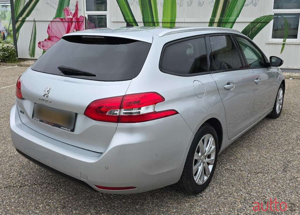 2018' Peugeot 308 photo #4