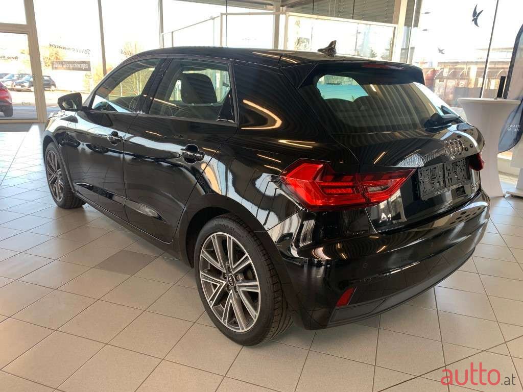 2021' Audi A1 photo #6