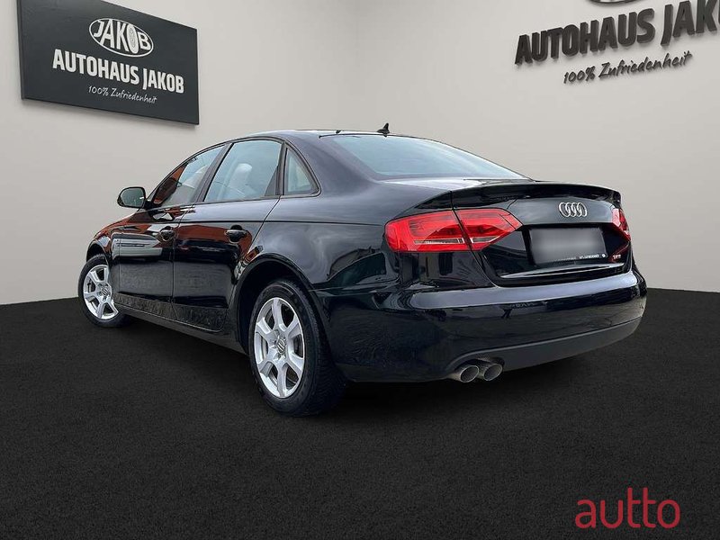 2009' Audi A4 photo #3