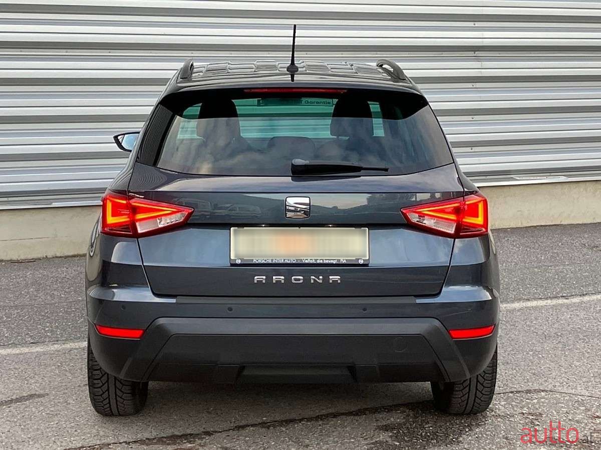 2020' SEAT Arona photo #4
