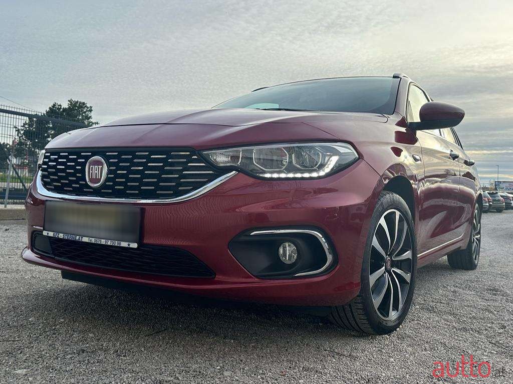 2017' Fiat Tipo photo #2
