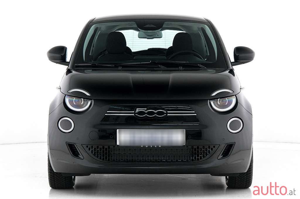 2022' Fiat 500 photo #1