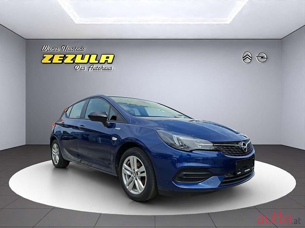 2021' Opel Astra photo #1