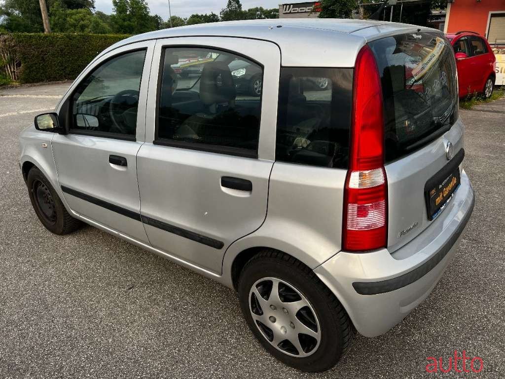 2009' Fiat Panda photo #5