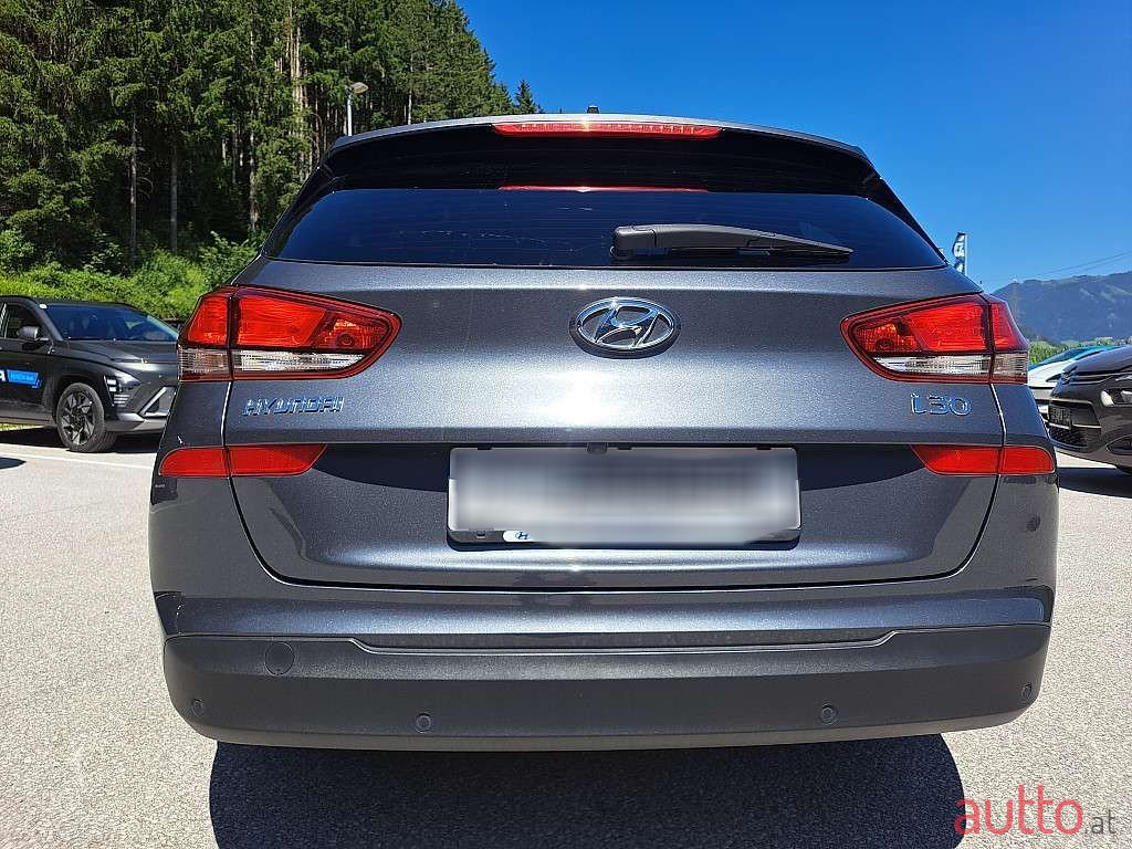 2018' Hyundai i30 photo #6