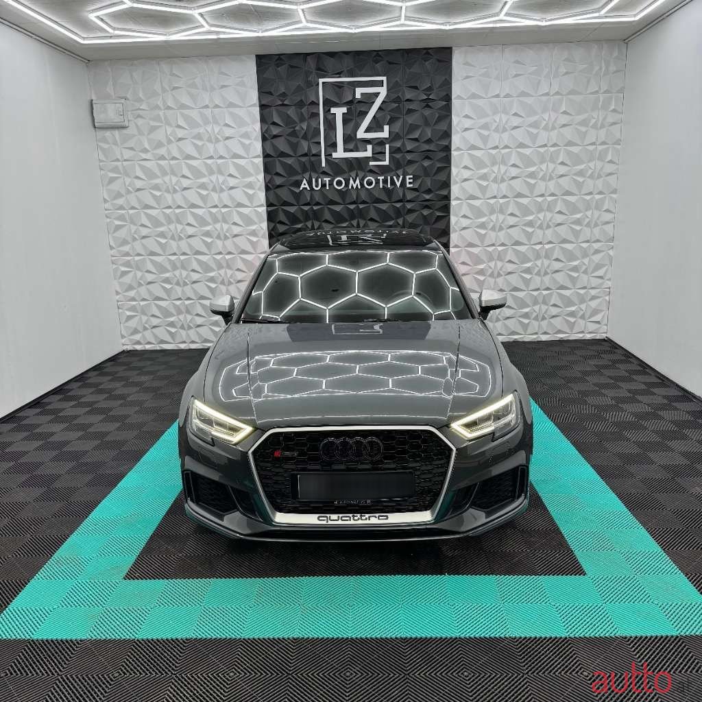 2019' Audi A3 photo #2