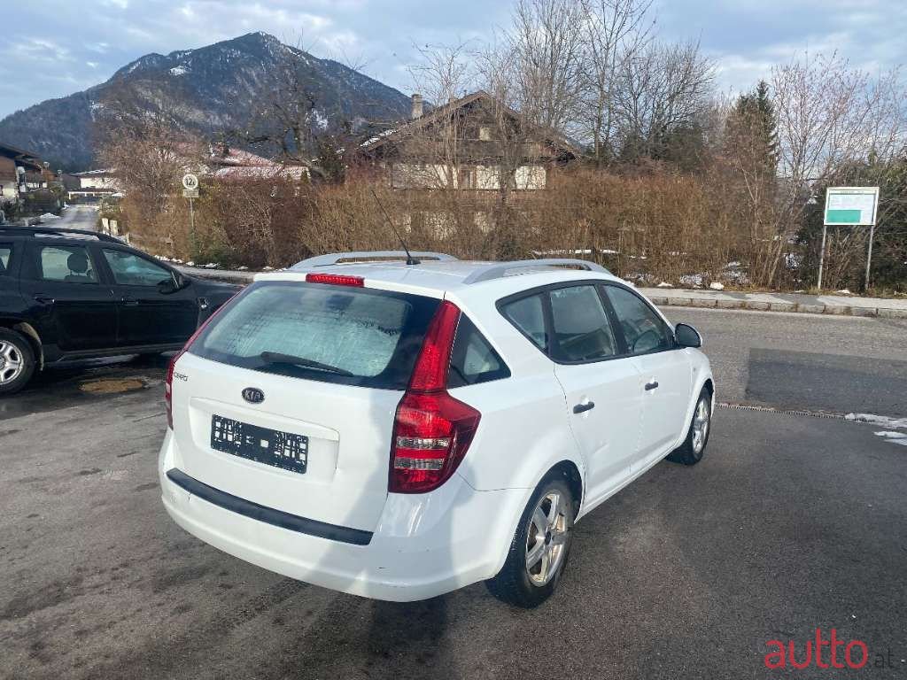 2009' Kia Ceed photo #6