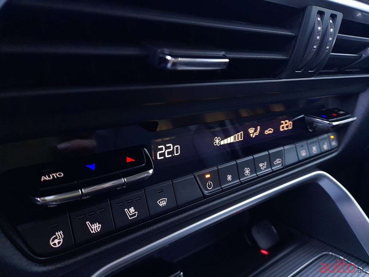 2022' Mazda CX-60 photo #5