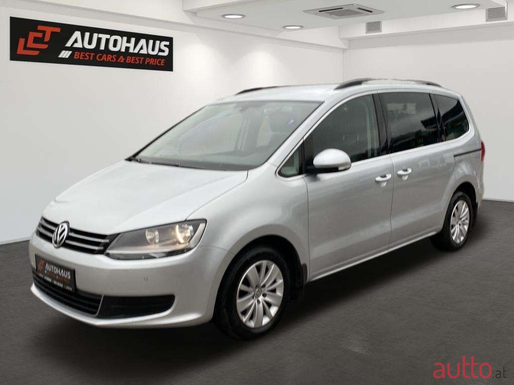 2012' Volkswagen Sharan photo #1