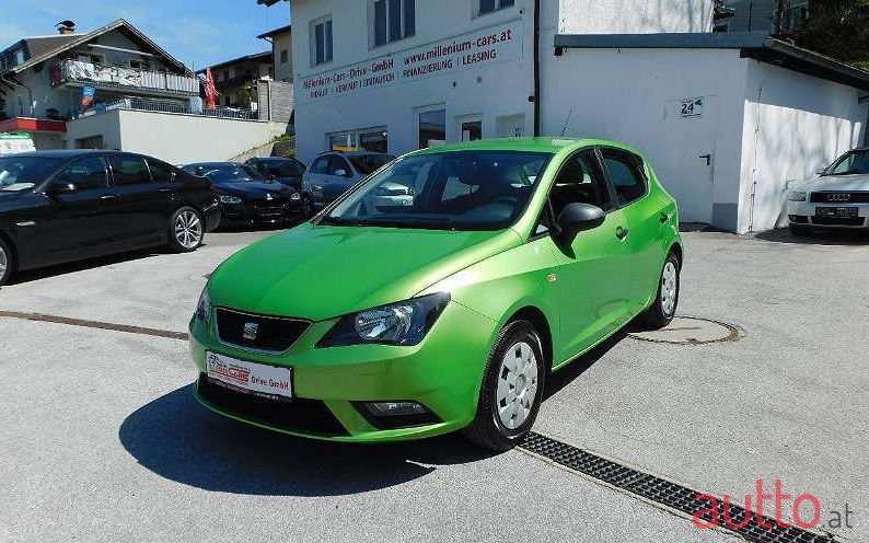 2012' SEAT Ibiza photo #1