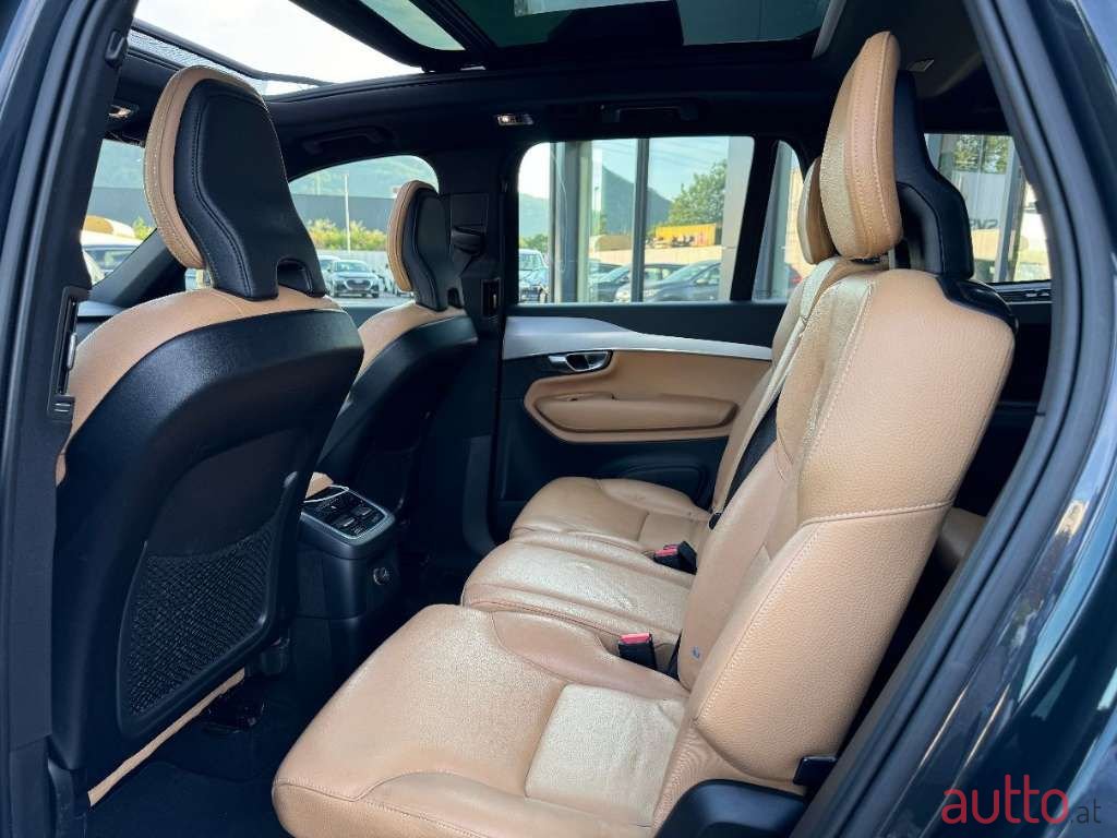 2019' Volvo XC90 photo #6