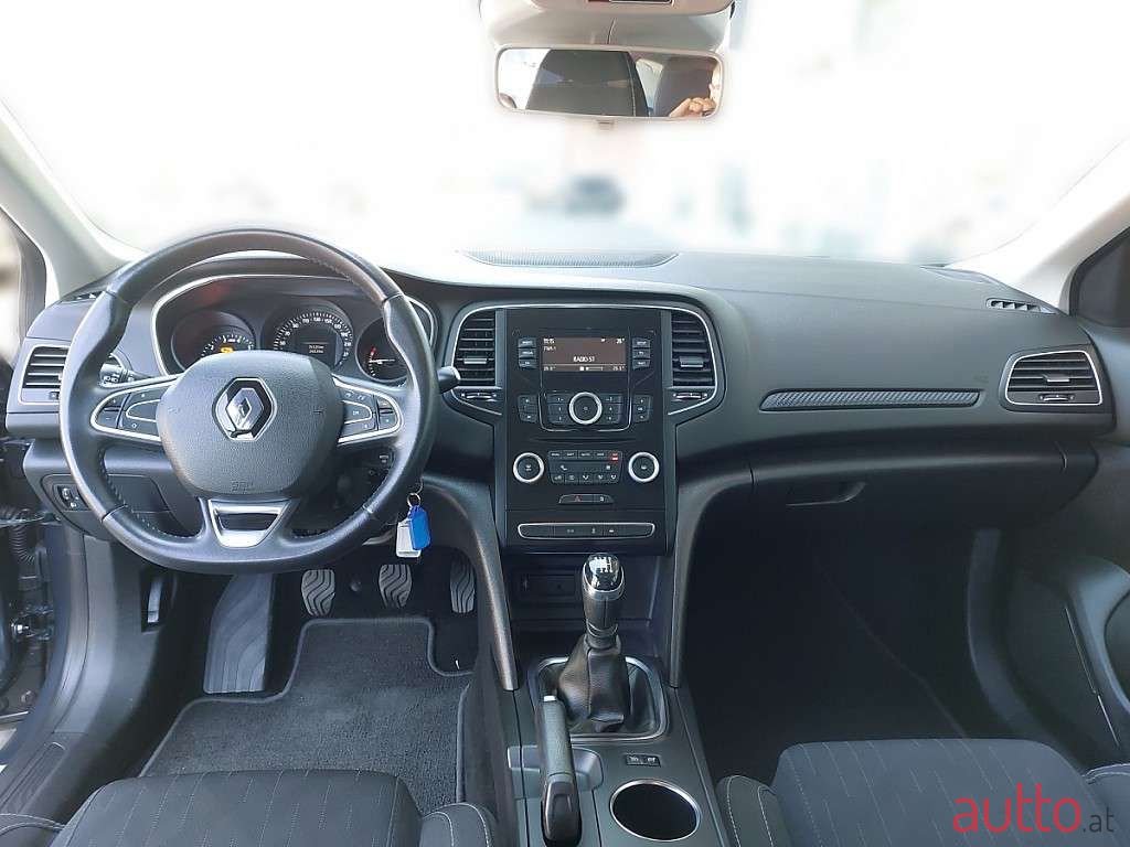 2018' Renault Megane photo #4