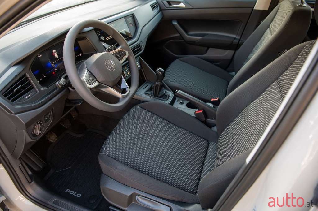 2024' Volkswagen Polo photo #4