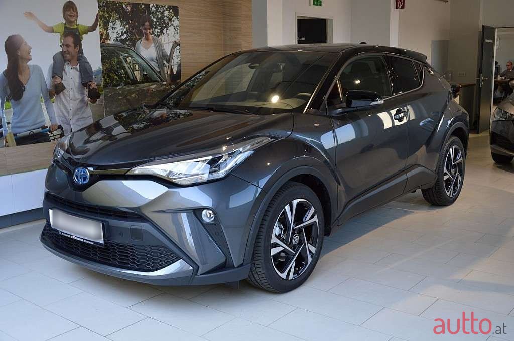 2022' Toyota C-HR photo #1