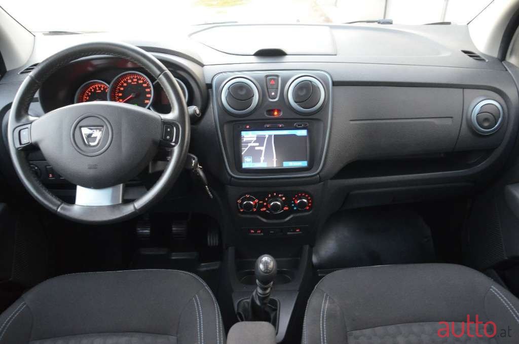 2016' Dacia Lodgy photo #4