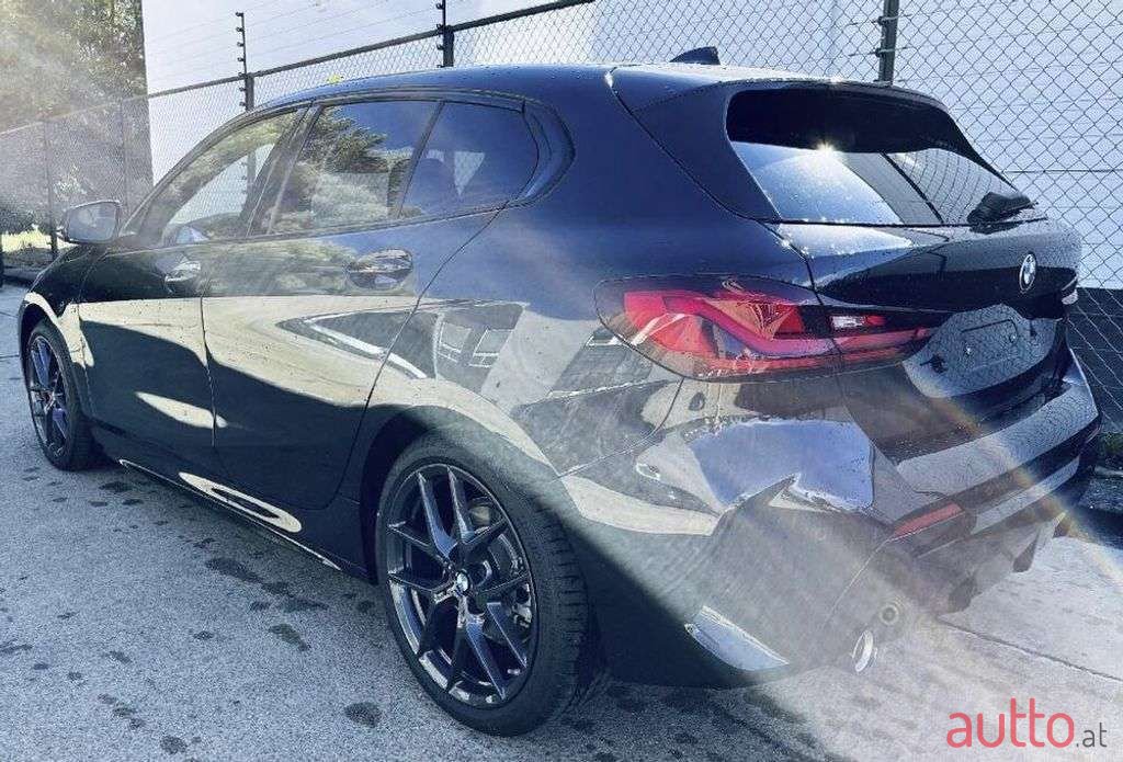 2021' BMW 1Er-Reihe photo #4