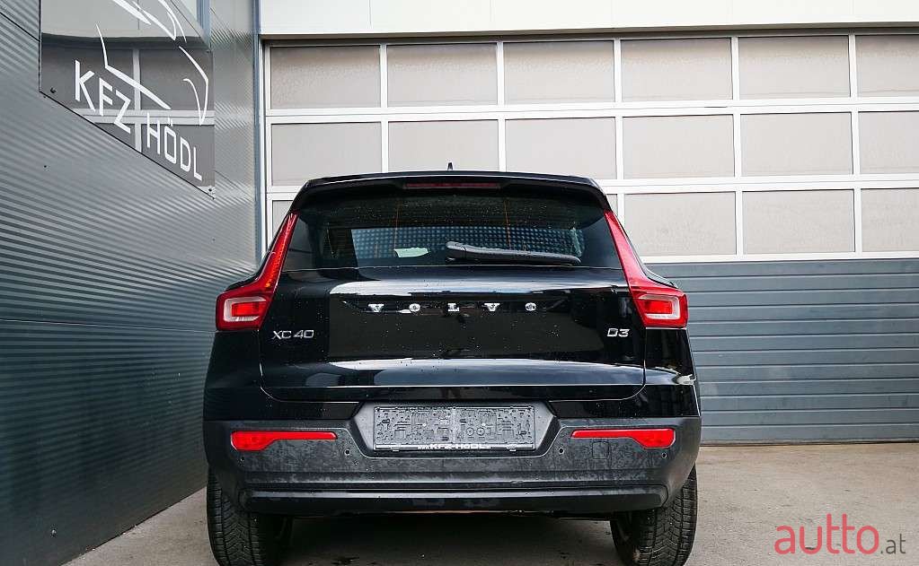 2019' Volvo Xc40 photo #2