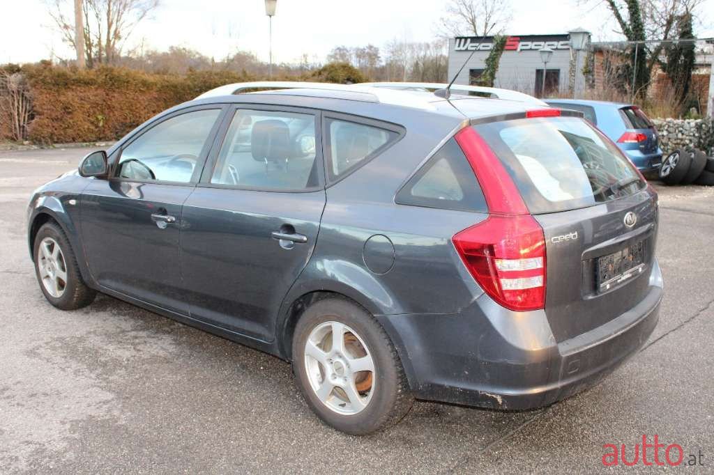 2009' Kia Ceed photo #5