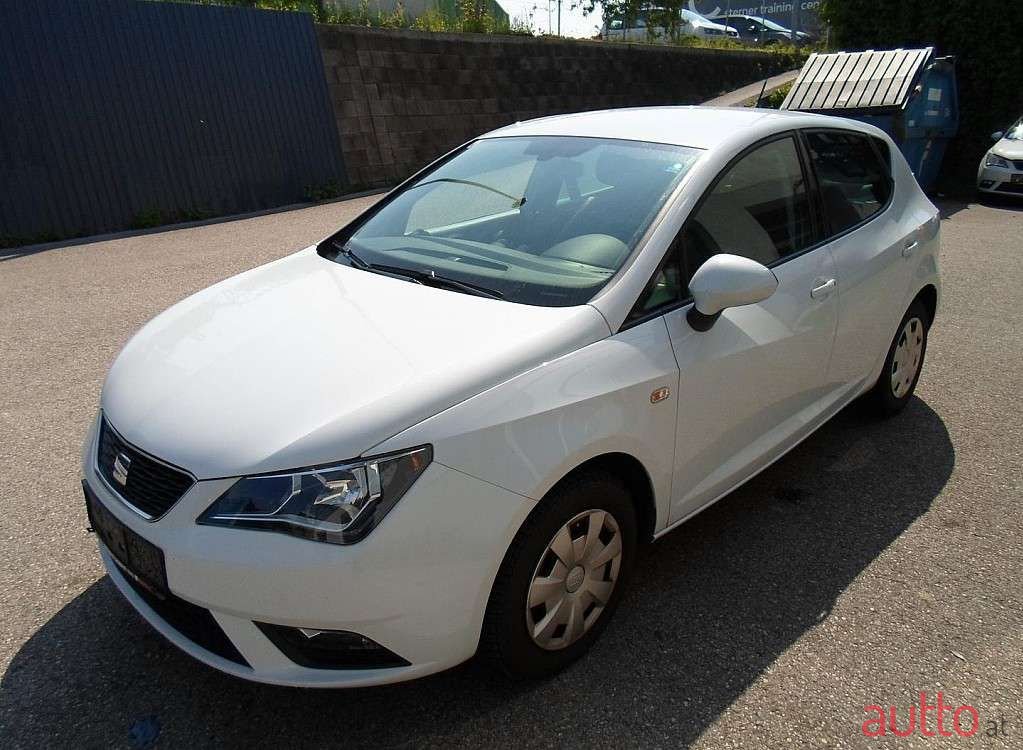 2016' SEAT Ibiza photo #2