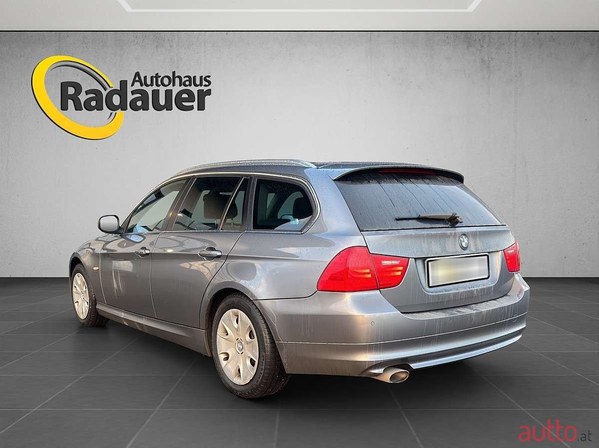 2012' BMW 3Er-Reihe photo #3