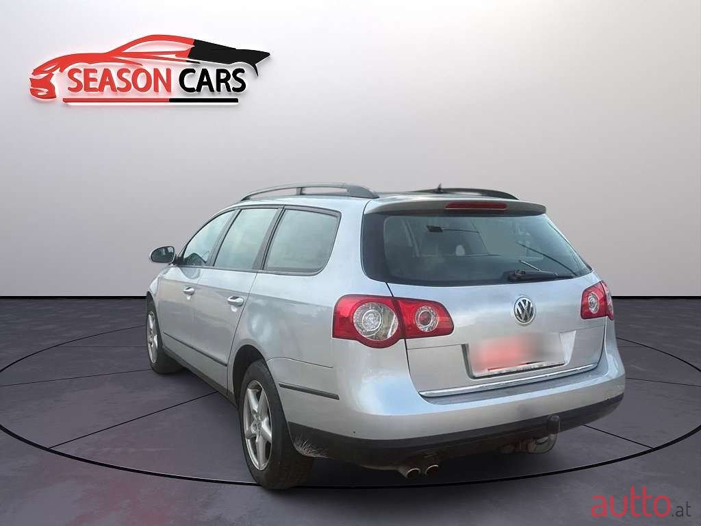 2007' Volkswagen Passat photo #3