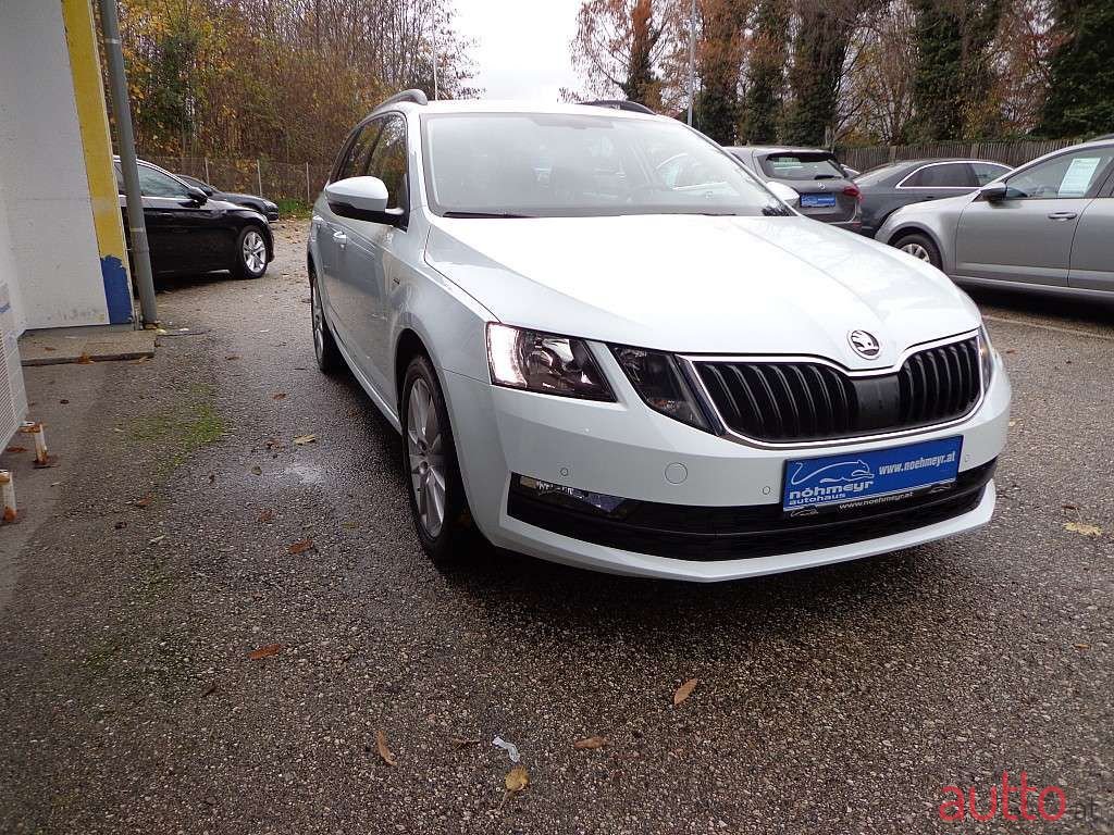 2018' Skoda Octavia photo #5