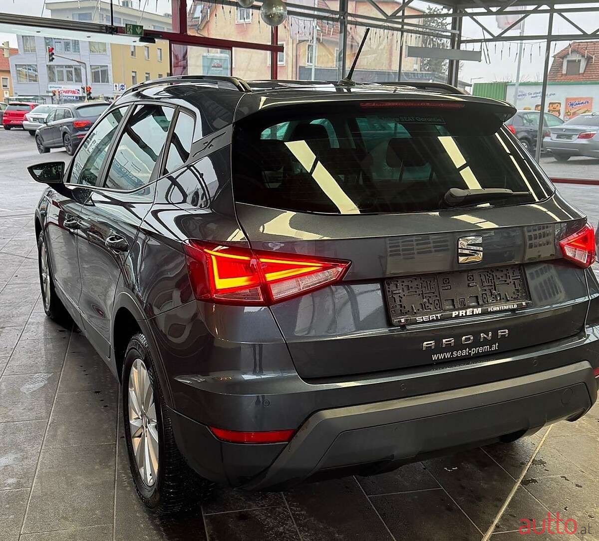 2019' SEAT Arona photo #3