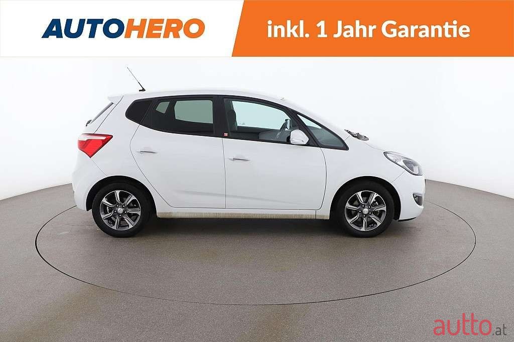 2017' Hyundai ix20 photo #6