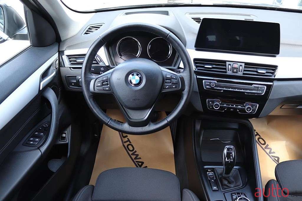 2022' BMW X1 photo #6