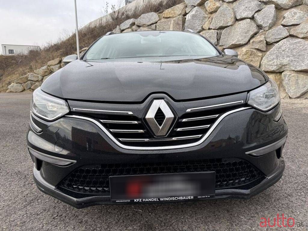 2019' Renault Megane photo #5