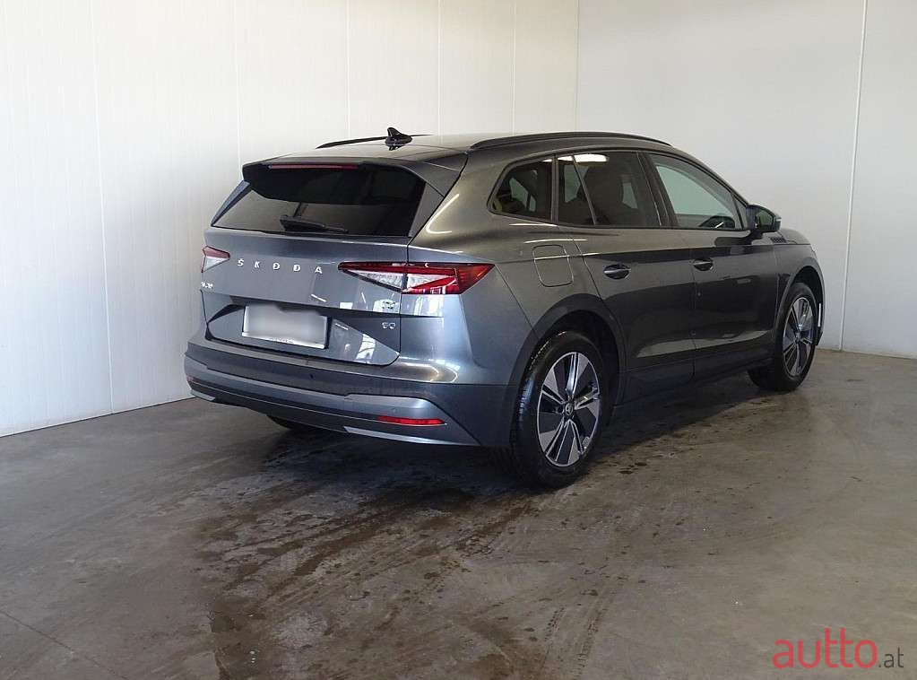 2023' Skoda Enyaq photo #2