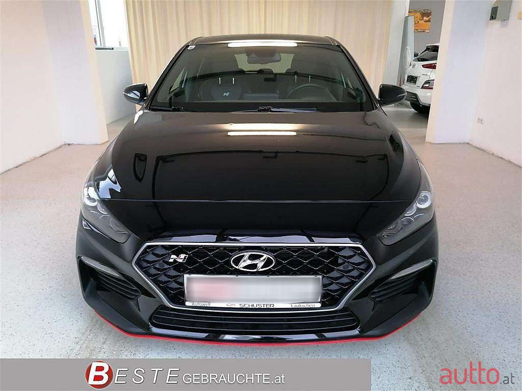 2020' Hyundai i30 photo #2