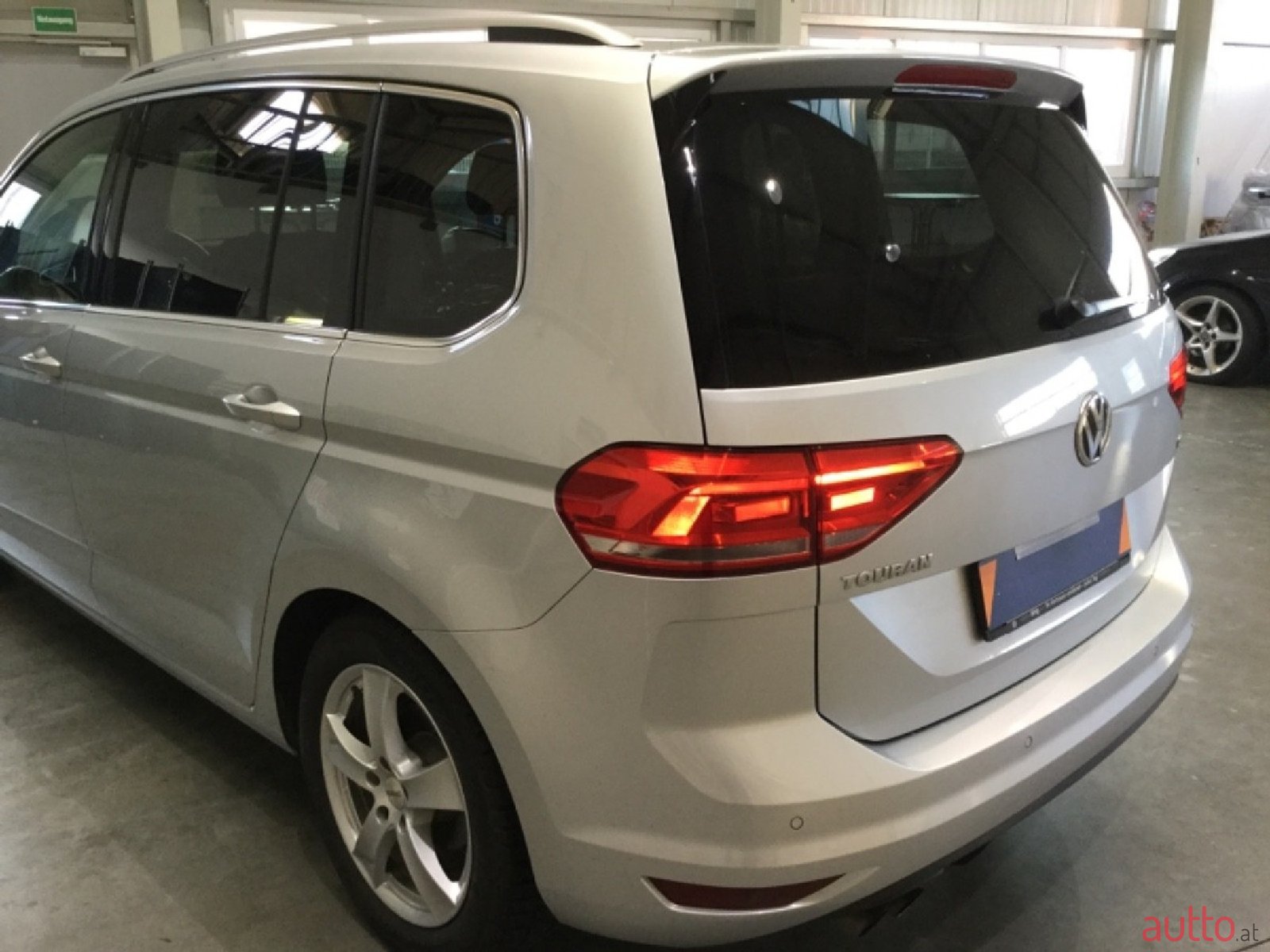 2016' Volkswagen photo #2