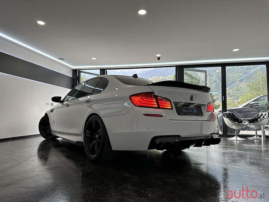 2013' BMW 5Er-Reihe photo #3