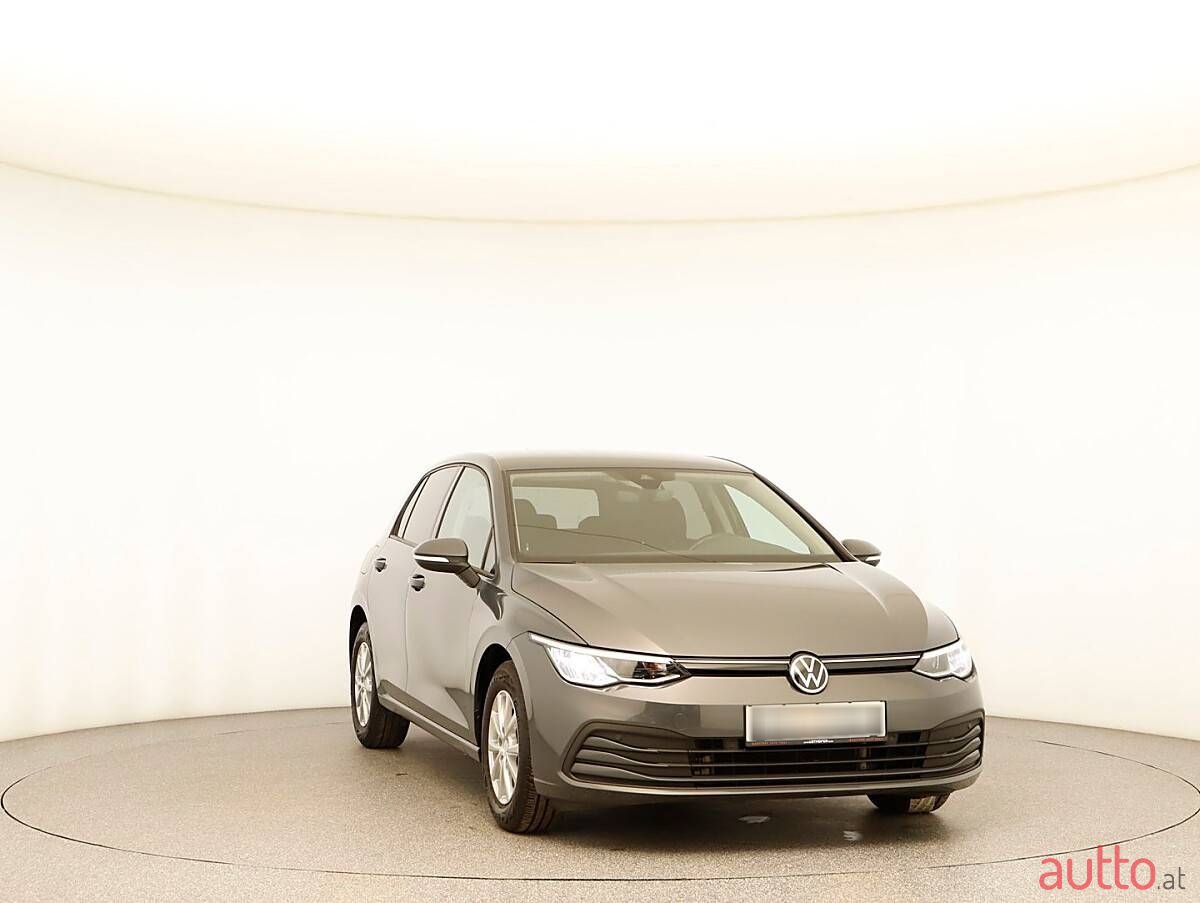2020' Volkswagen Golf photo #2