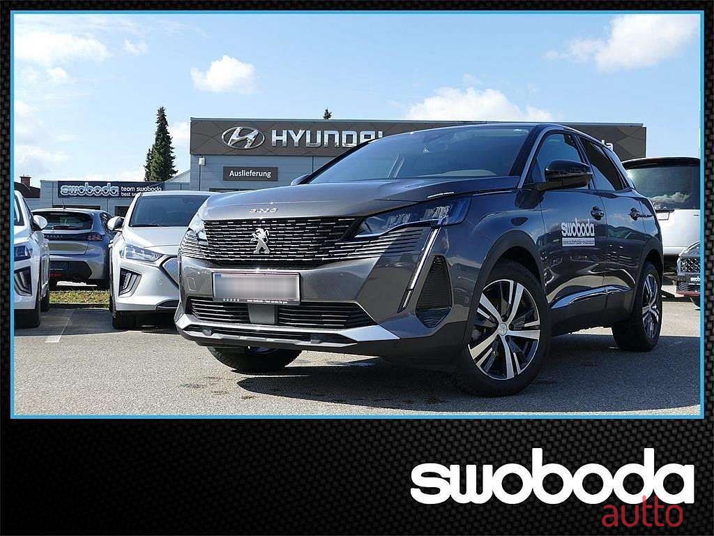 2023' Peugeot 3008 photo #2