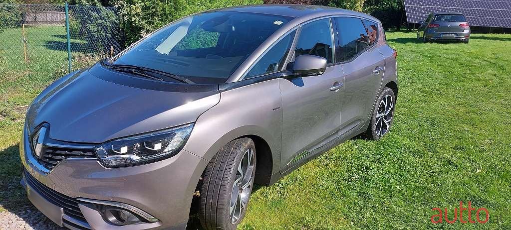 2017' Renault Scenic photo #1