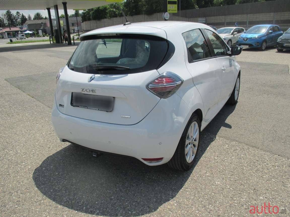 2020' Renault Zoe photo #6