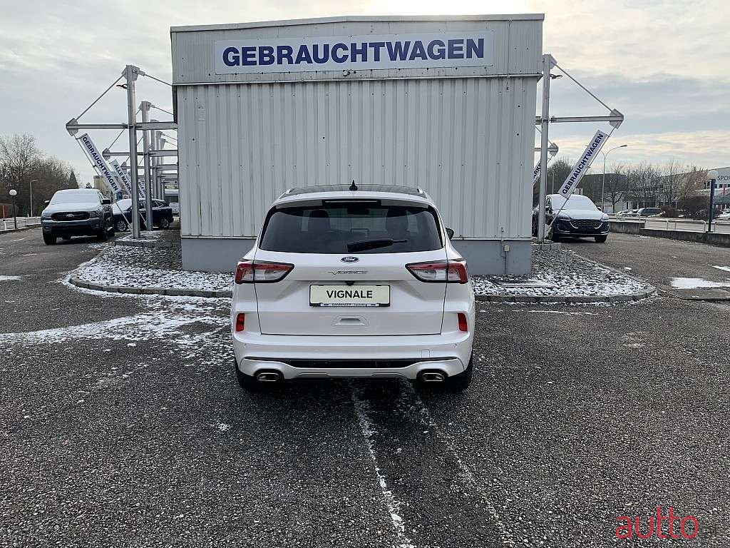 2022' Ford Kuga photo #5