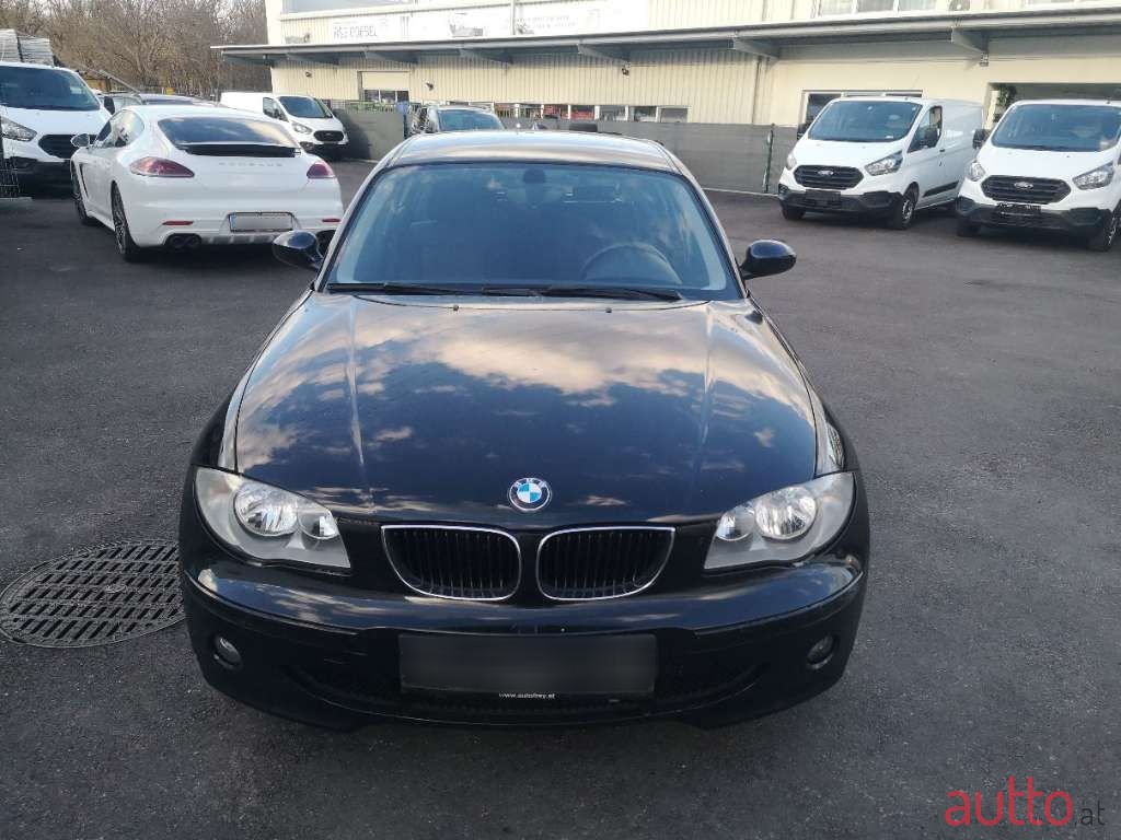 2004' BMW 1Er-Reihe photo #1
