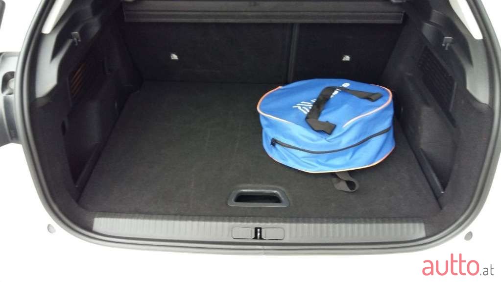 2021' Citroen C4 photo #6