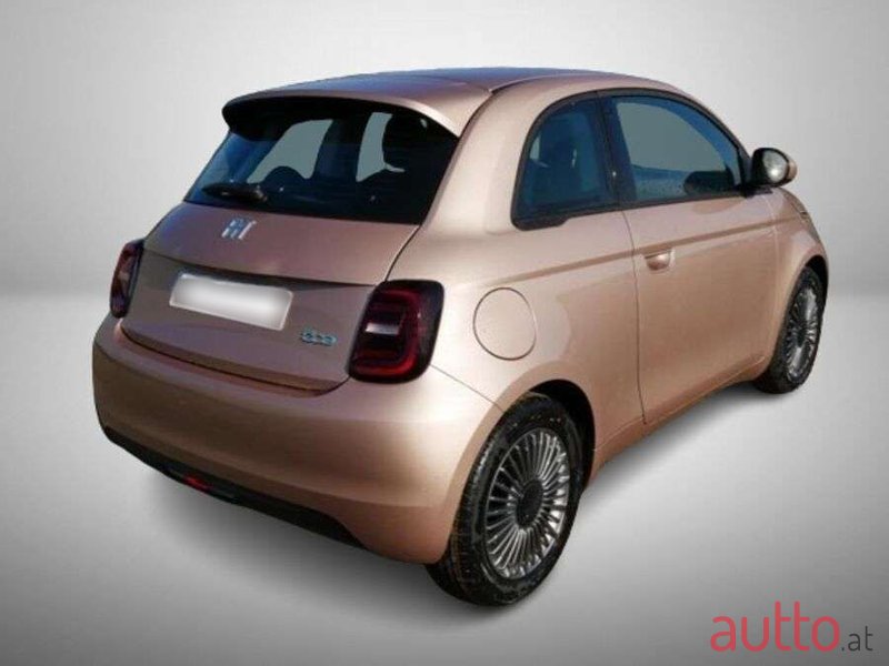 2023' Fiat 500 E photo #4