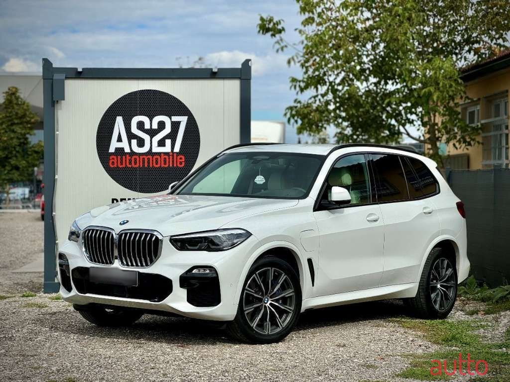 2020' BMW X5 photo #1